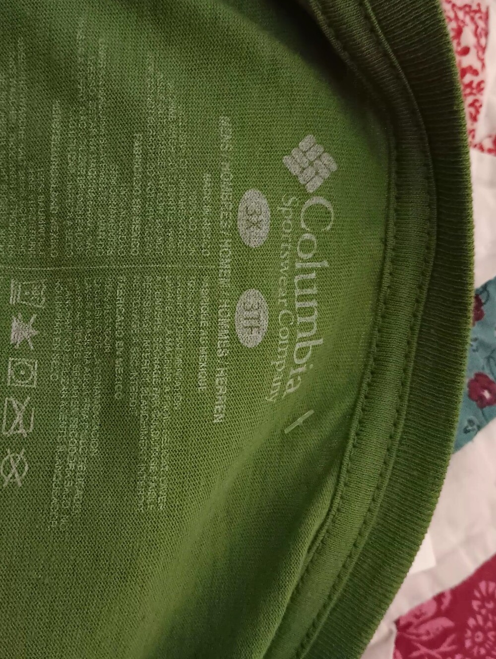 Columbia T-Shirt - Picture 6 of 10